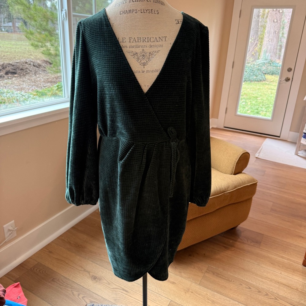 Simplee Women's Green Corduroy‎ Dress Size XL
